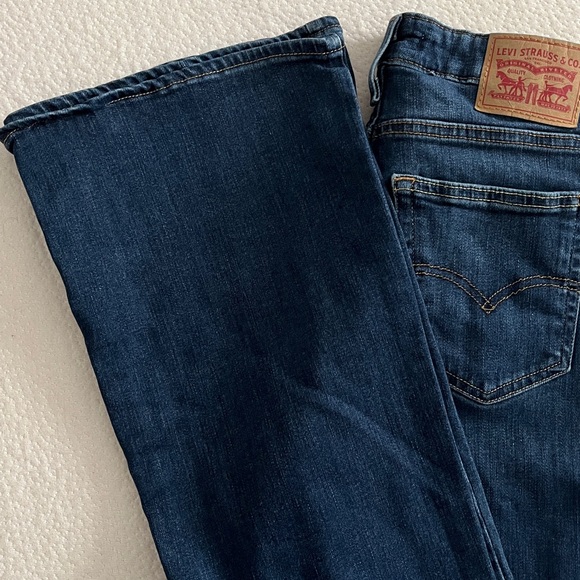 Levi’s 726 Flared Jeans - Picture 7 of 9
